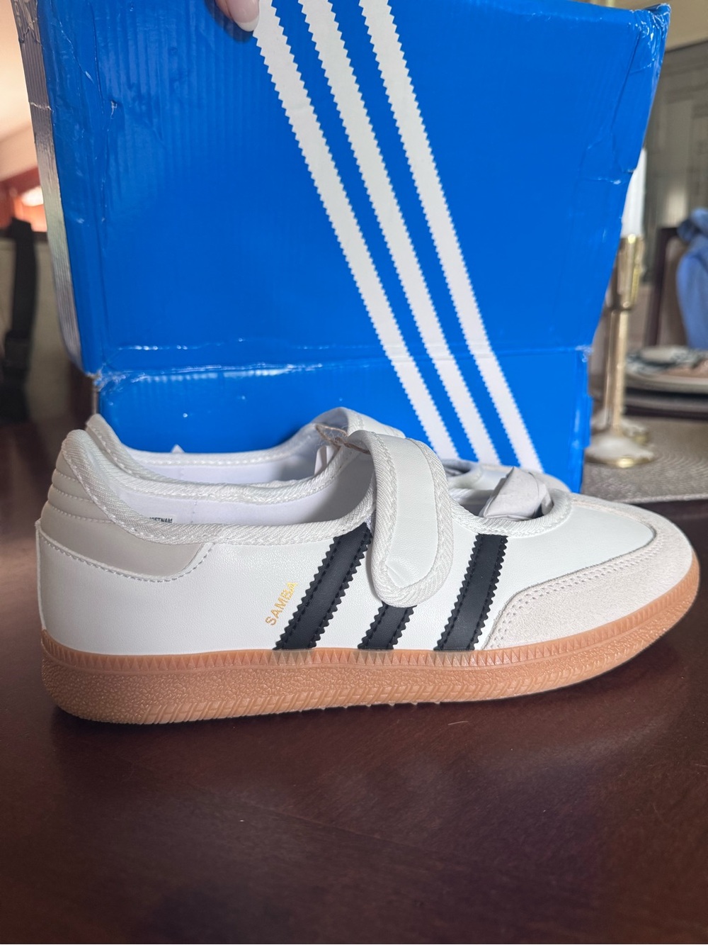 adidas Woman’s Samba Jane White size 9 (men’s 7.5)